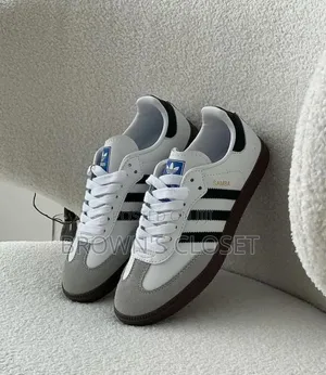 Adidas Sambas
