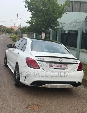 Mercedes-Benz C300 Sport Sedan RWD (2.0L 4cyl 7A) 2016 White