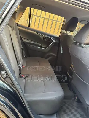 Toyota RAV4 LE 2021 Gray