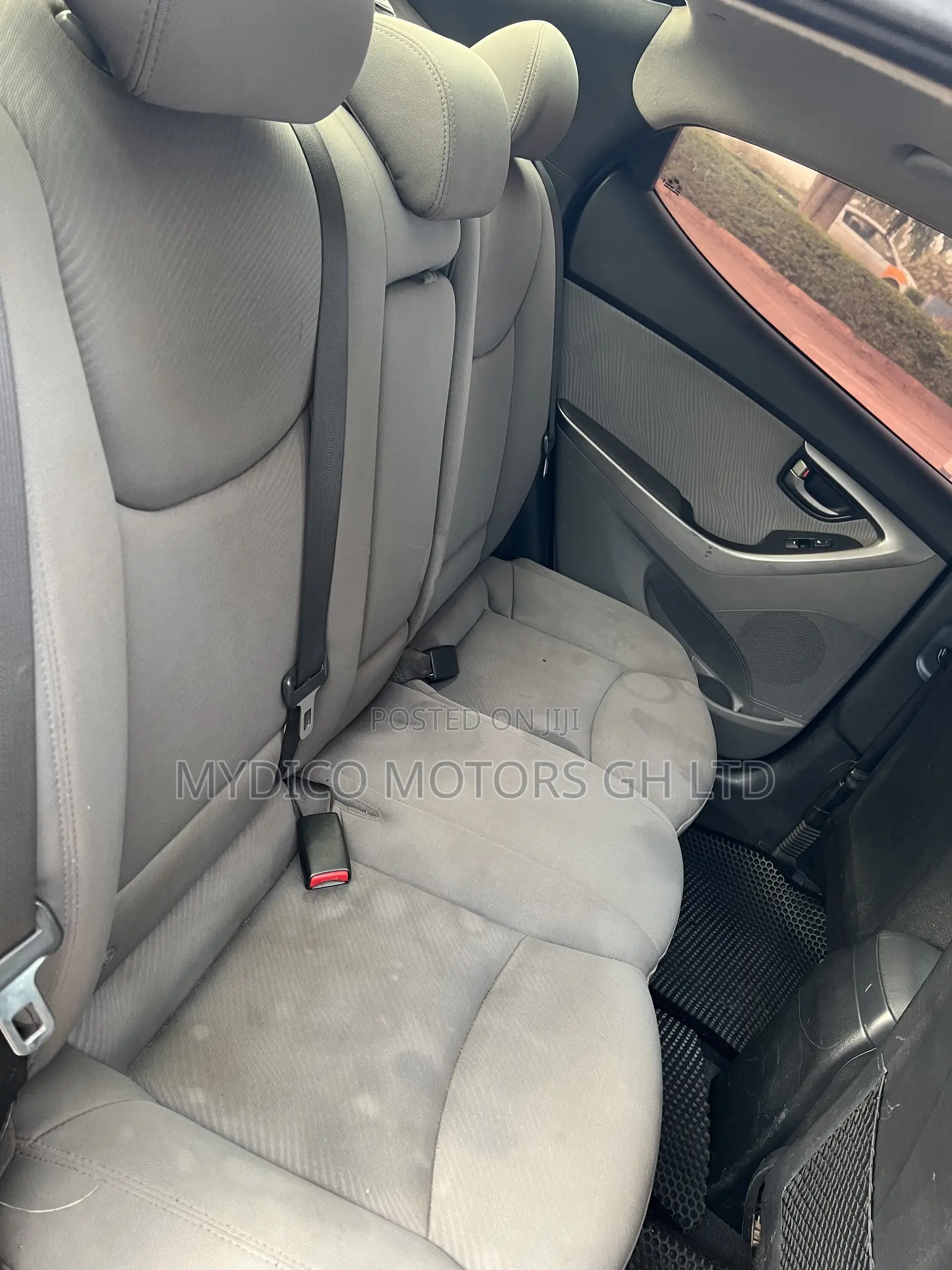Hyundai Elantra GLS Automatic 2012 Gold
