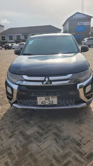 Mitsubishi Outlander SE FWD 2016 Black