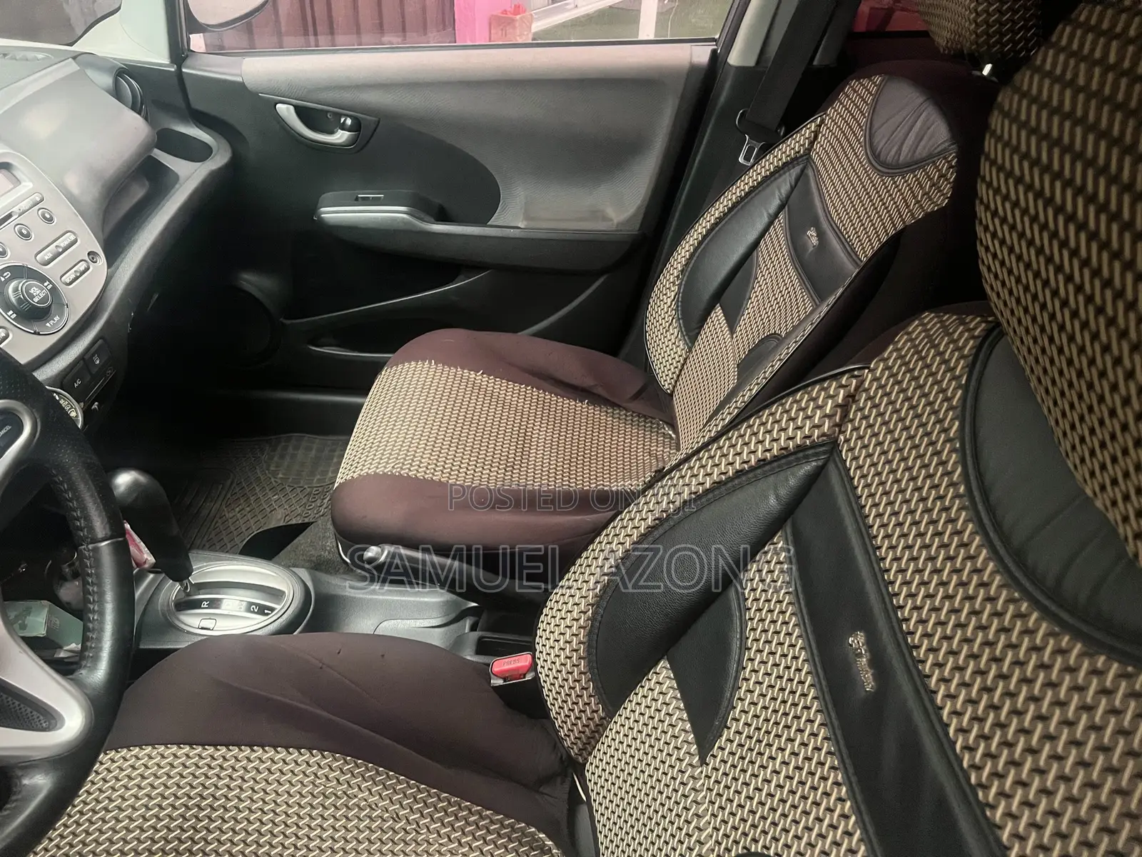 Honda Fit Automatic 2012 Gray