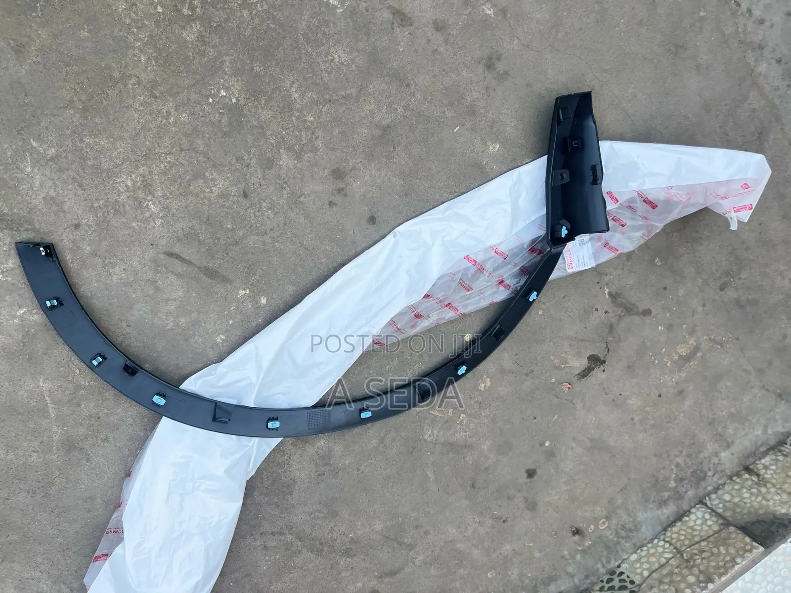 Honda CRV 2023 - 2024 Front Fender Molding