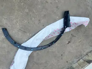 Honda CRV 2023 - 2024 Front Fender Molding