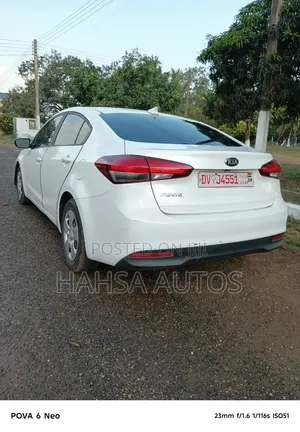Kia Forte EX Sedan 2018 White
