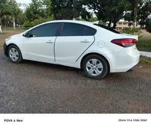 Kia Forte EX Sedan 2018 White