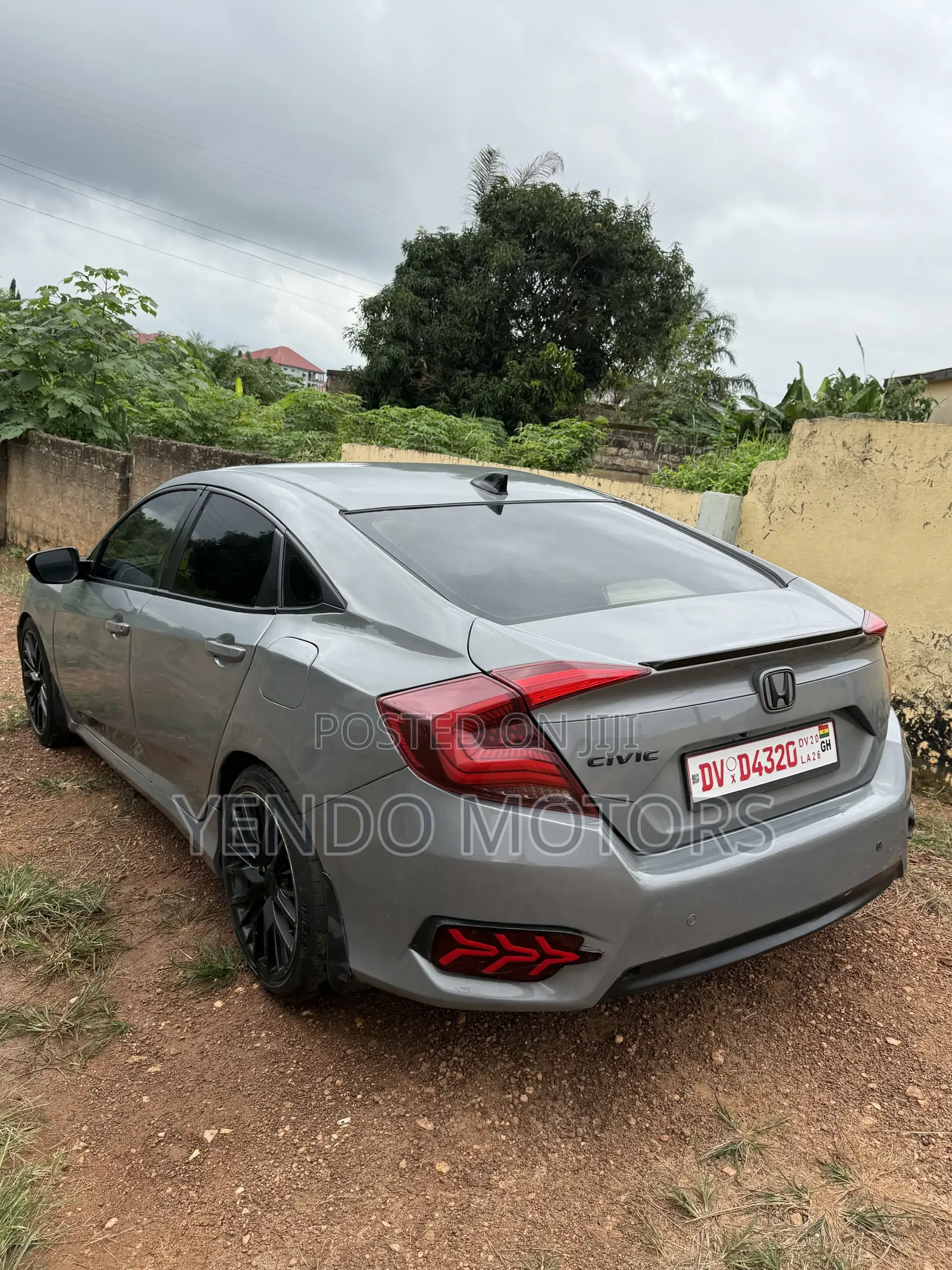 Honda Civic EX Sedan 2018 Gray
