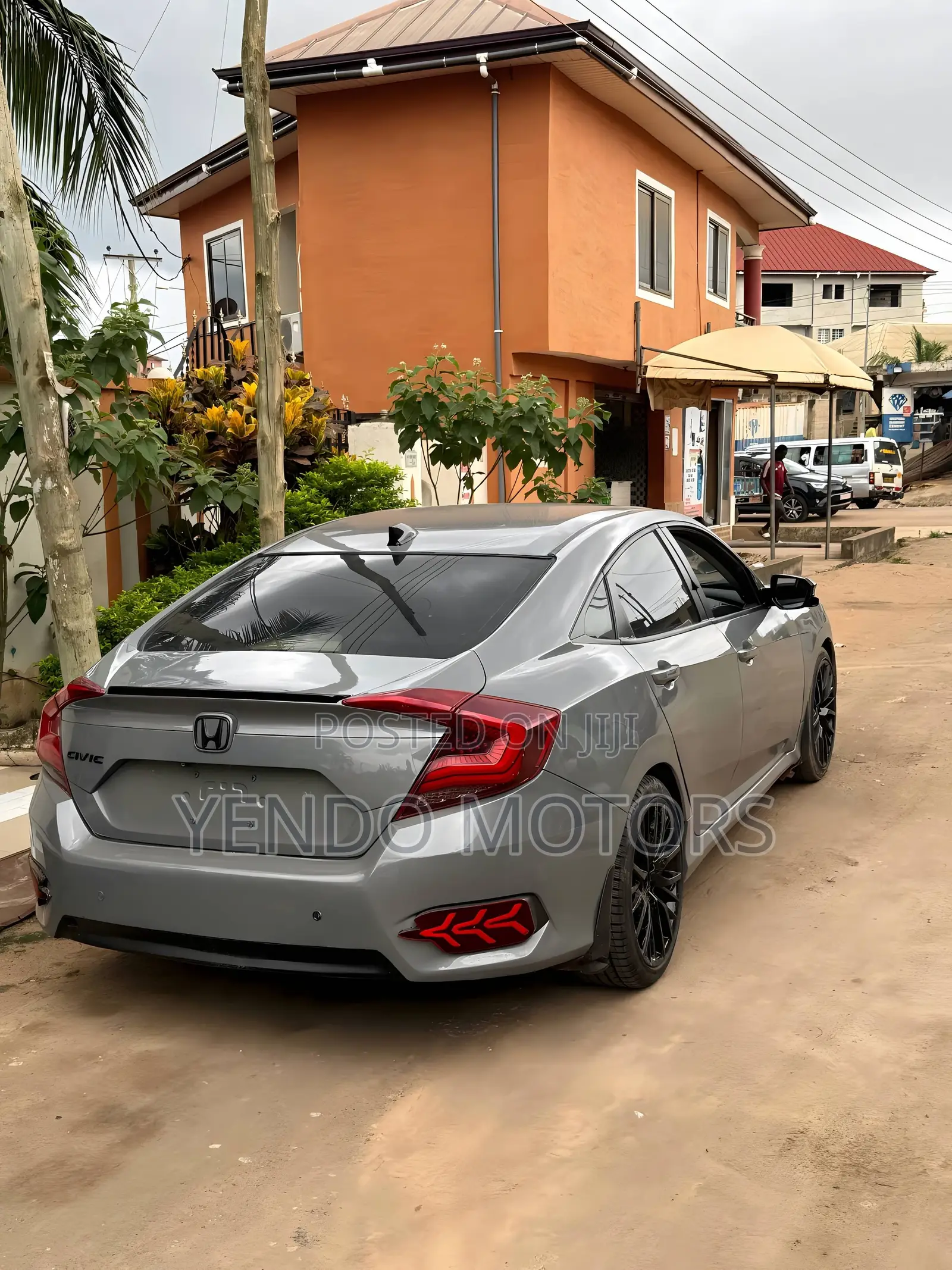 Honda Civic EX Sedan 2018 Gray