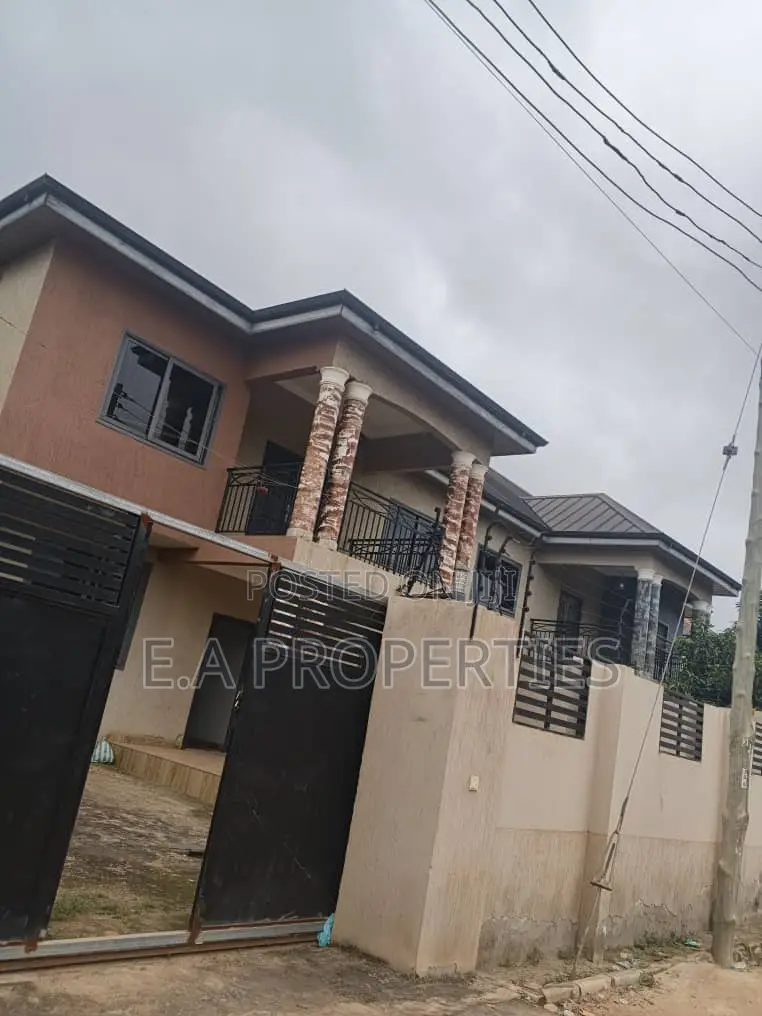 5bdrm House in E A Properties, New Site for rent