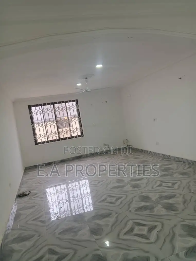 5bdrm House in E A Properties, New Site for rent