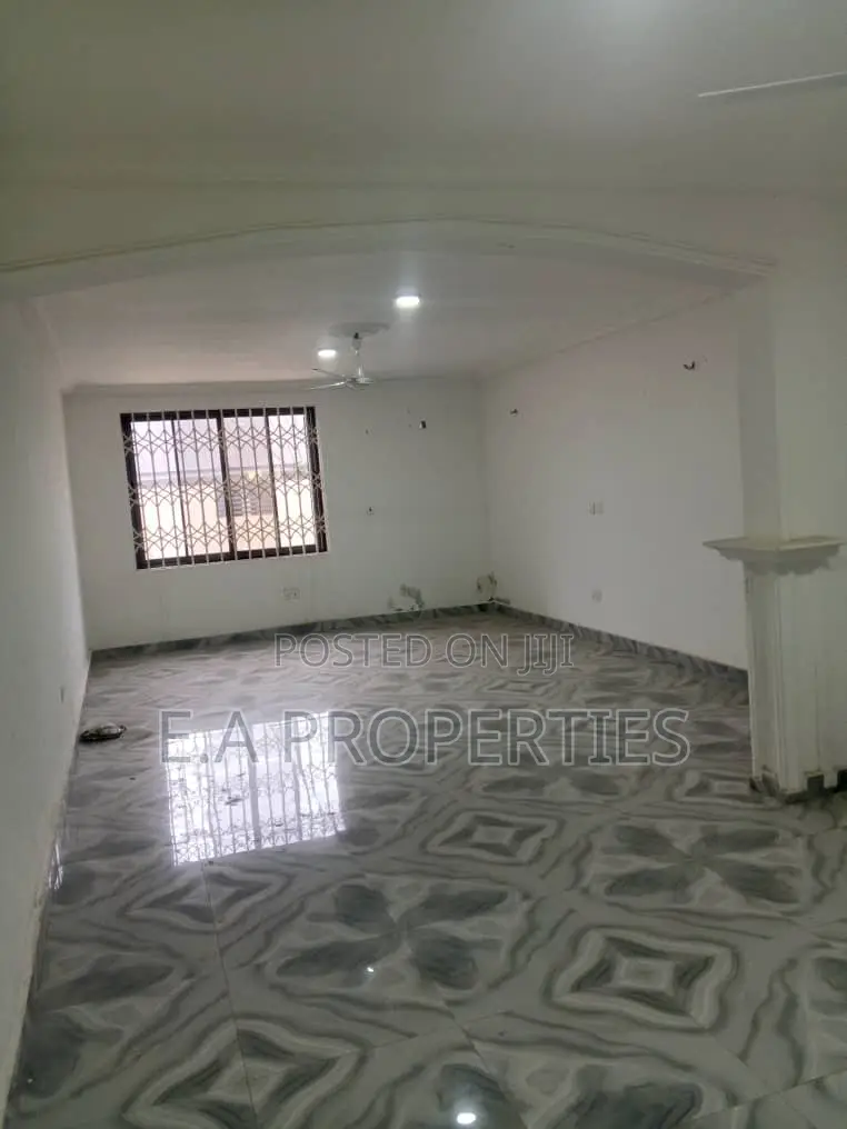 5bdrm House in E A Properties, New Site for rent