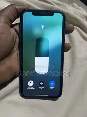 Apple iPhone 11 64 GB Black