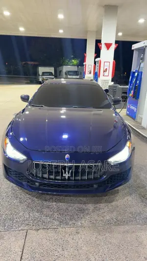 Maserati Ghibli S Q4 AWD 2019 Blue