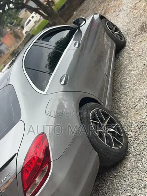 Mercedes-Benz C300 Sport 4dr AWD 4Matic Sedan (2.0L 4cyl 7A) 2015 Gray