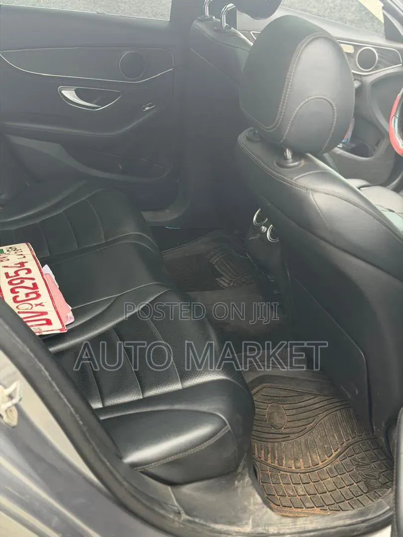 Mercedes-Benz C300 Sport 4dr AWD 4Matic Sedan (2.0L 4cyl 7A) 2015 Gray