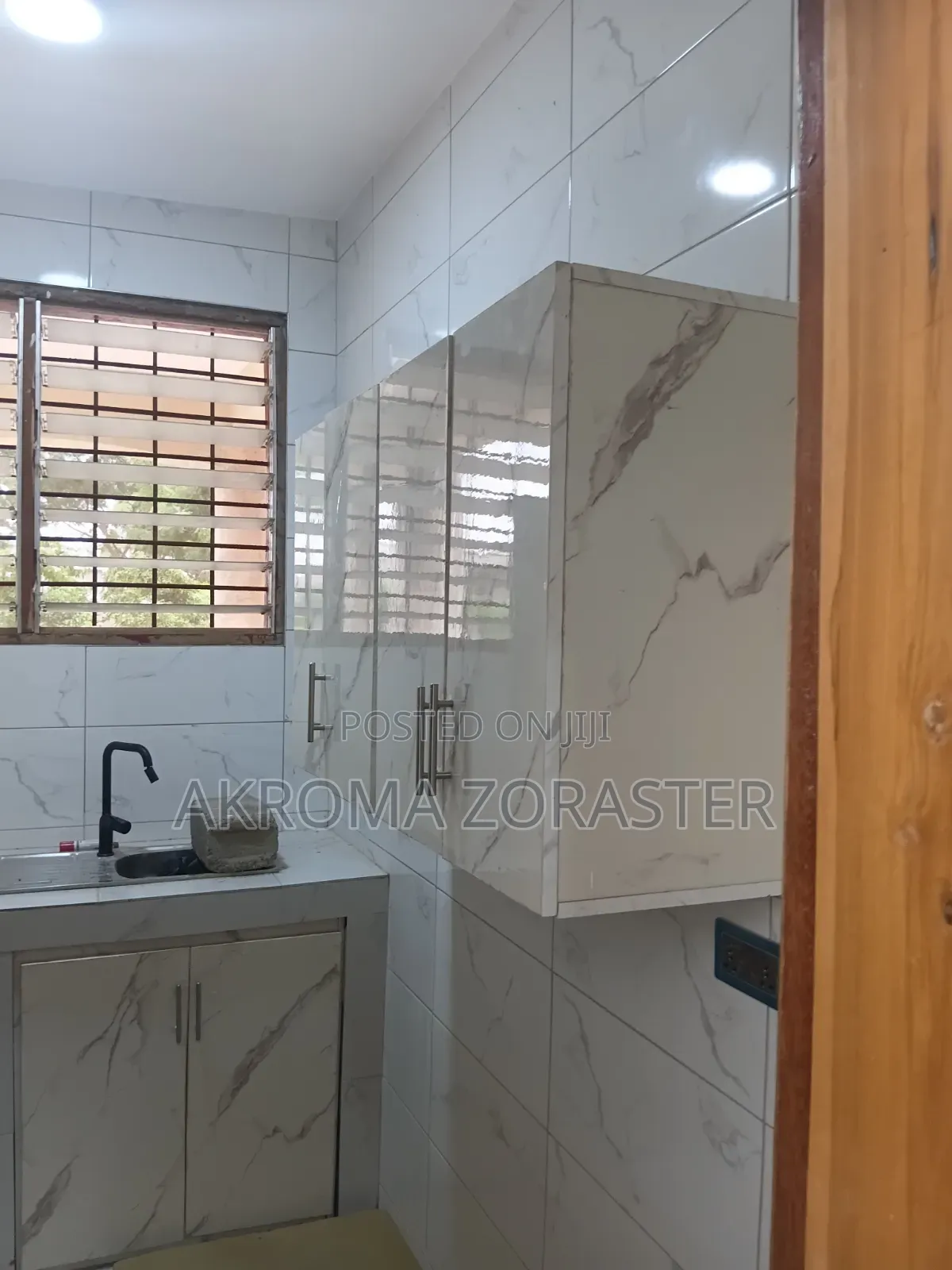 1bdrm Room & Parlour in Ages Properties, Market for rent