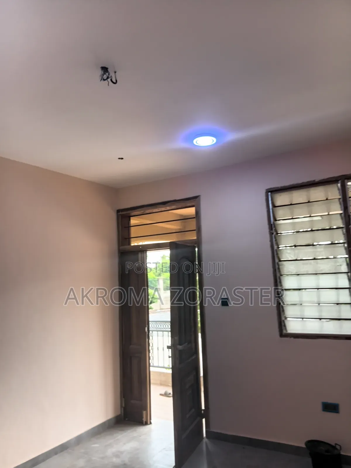 1bdrm Room & Parlour in Ages Properties, Market for rent