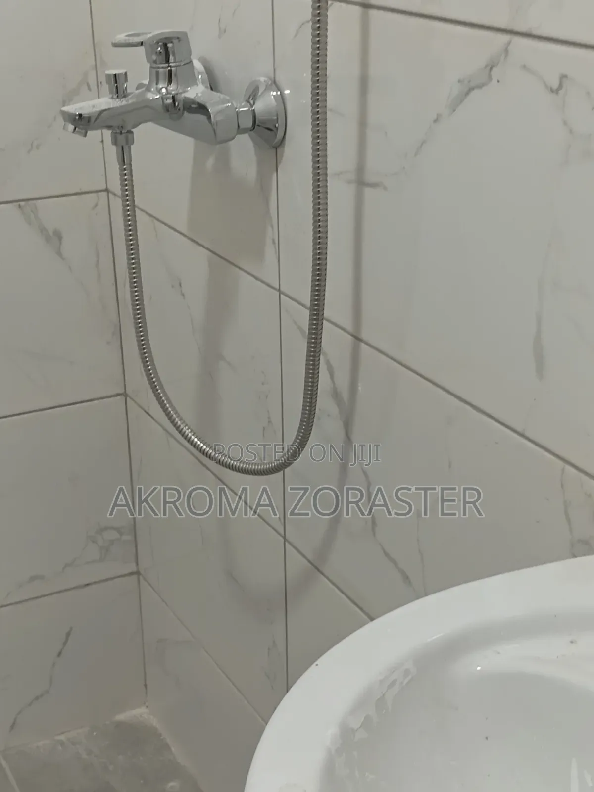 1bdrm Room & Parlour in Ages Properties, Market for rent