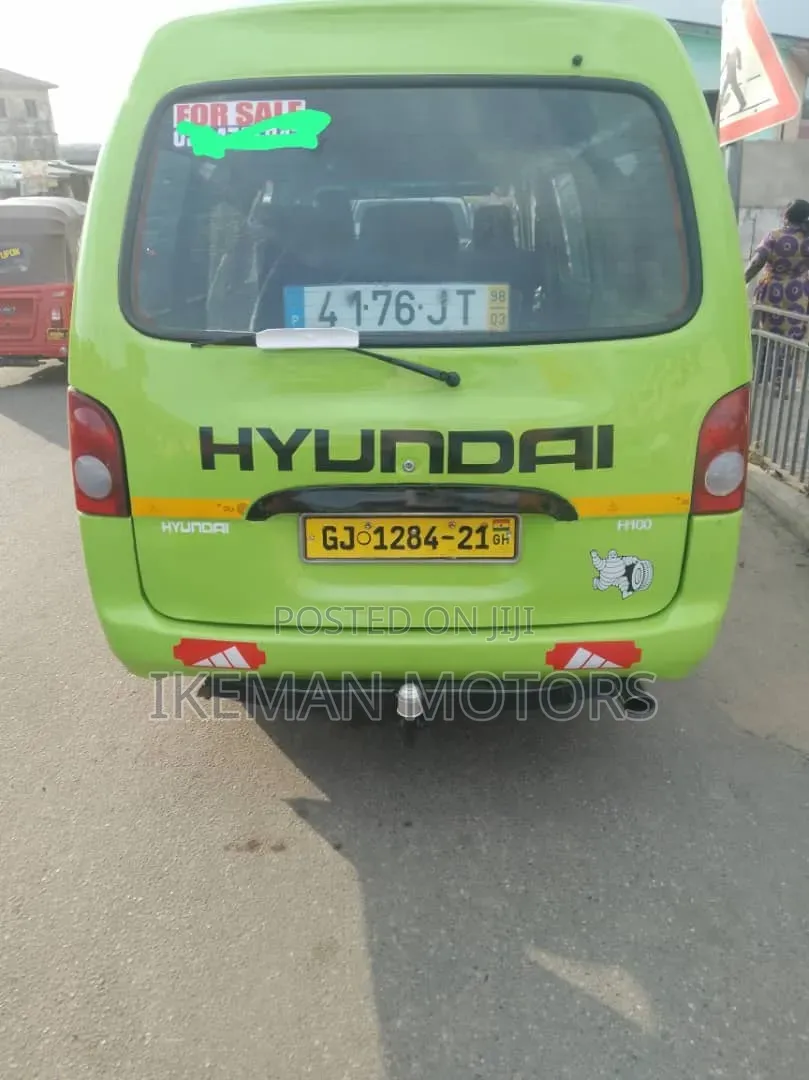 Hyundai H-100 2004 Green