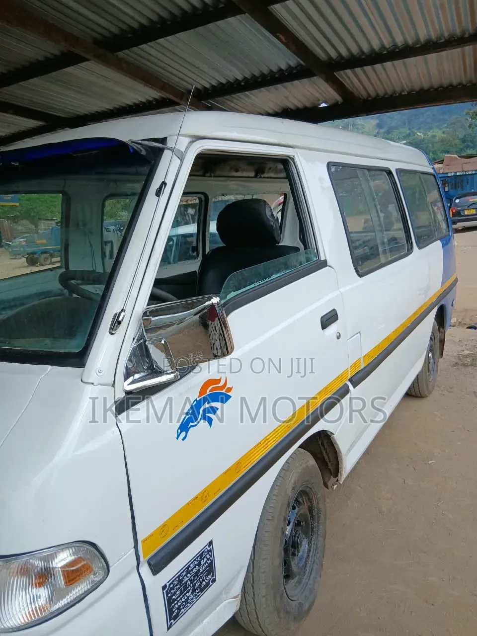 Hyundai H-100 2001 White