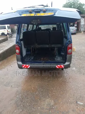 Hyundai H-100 2003 Blue