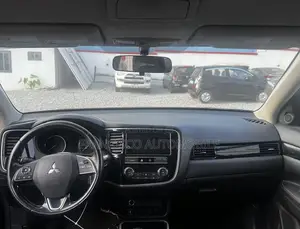 Mitsubishi Outlander ES AWC 2019 Black