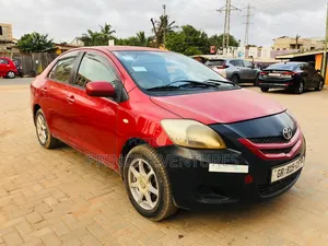Toyota Belta 2010 Red