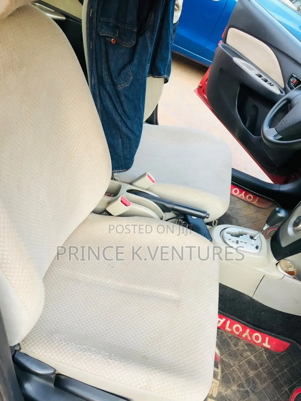 Toyota Belta 2010 Red