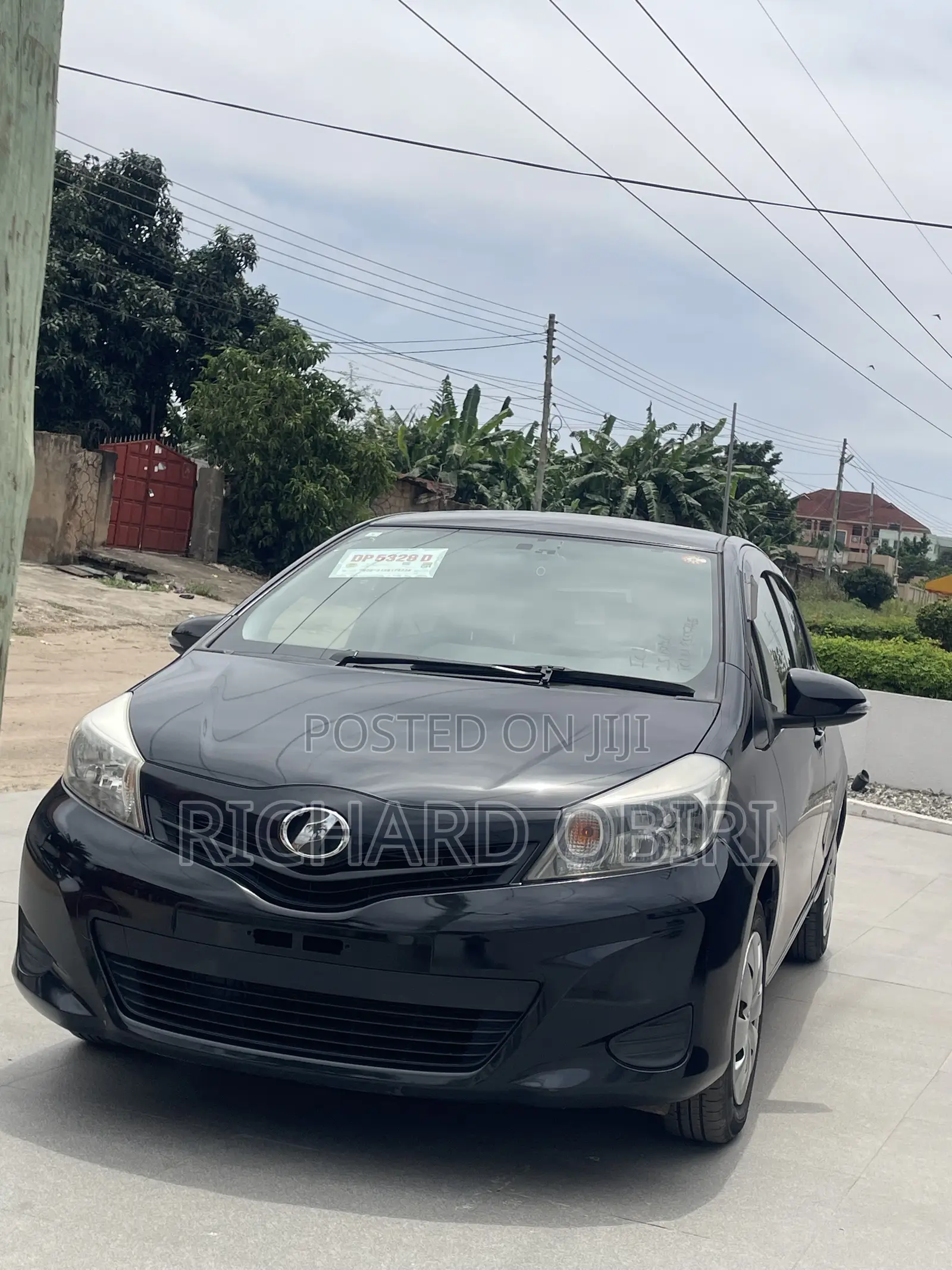 Toyota Vitz 1.3 AWD 3dr 2013 Black