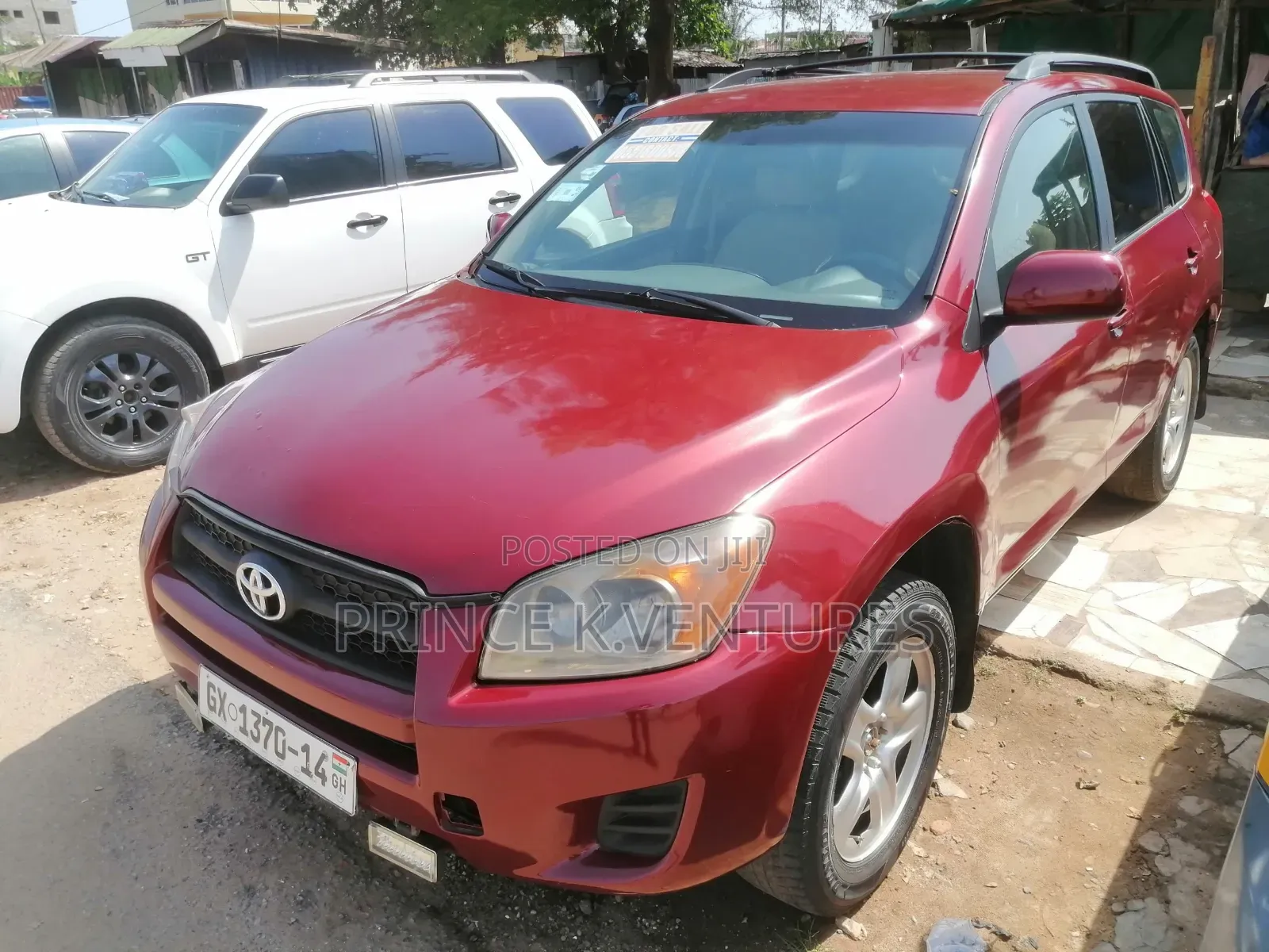 Toyota RAV4 2.5 2010 Red