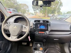 Mitsubishi Mirage SE 2022 Gray