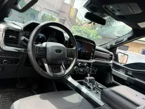 Ford F-150 2022 White