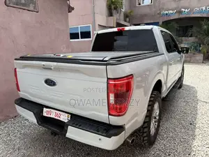 Ford F-150 2022 White