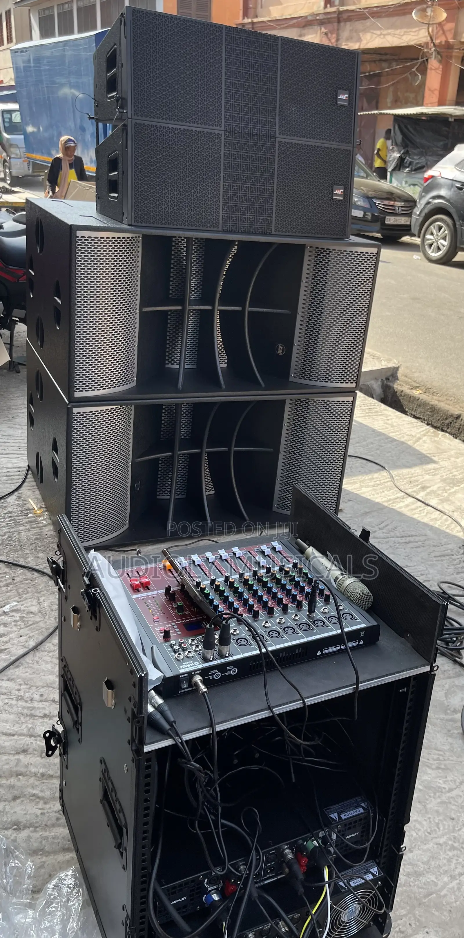 Double Sub and a Pair of Line Arrays With Full Set of Amplifiers