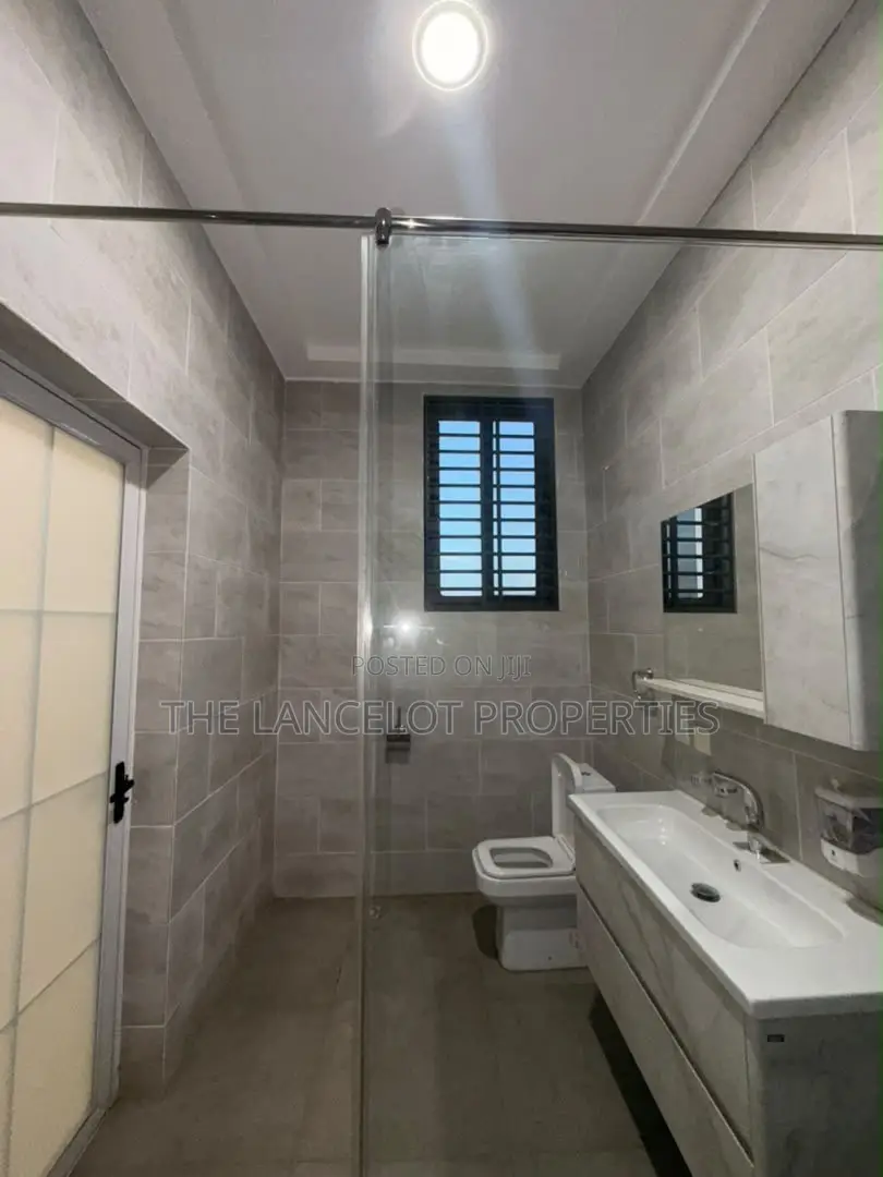 4bdrm House in West Trasacco, East Legon for sale