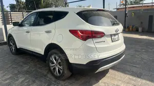 Hyundai Santa Fe 2014 White