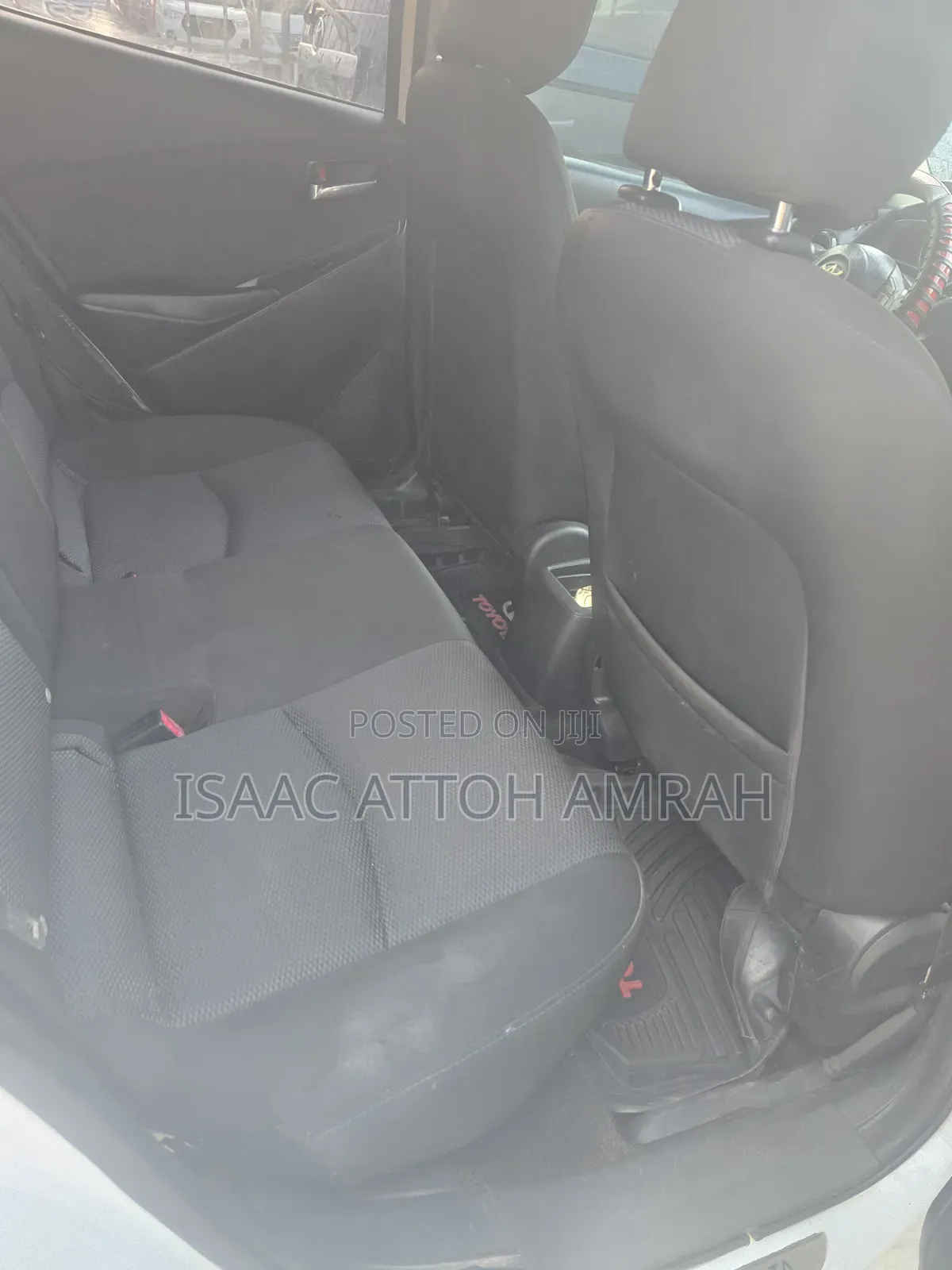 Toyota Yaris LE Hatchback 3dr 2017 White