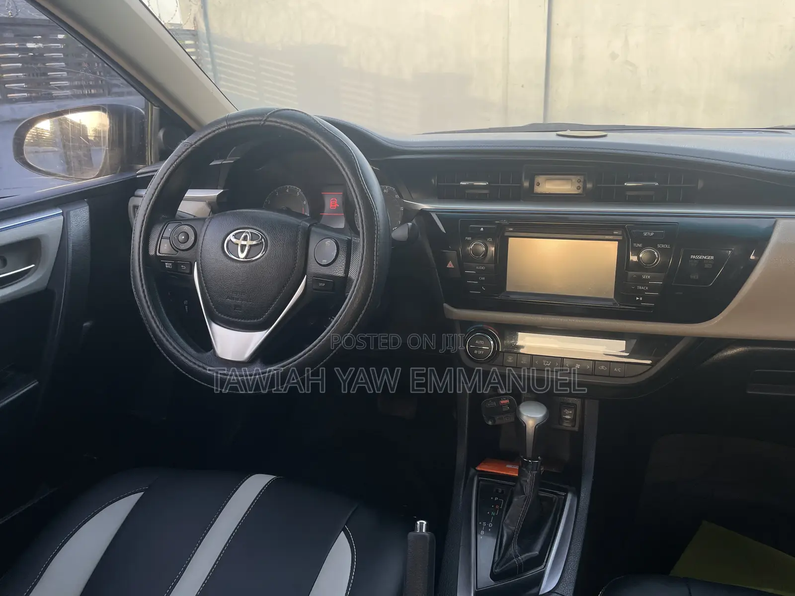Toyota Corolla 2015 Gray
