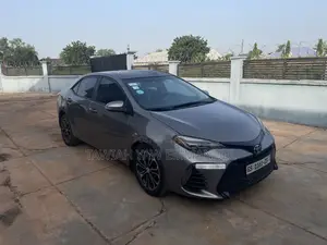 Toyota Corolla 2015 Gray