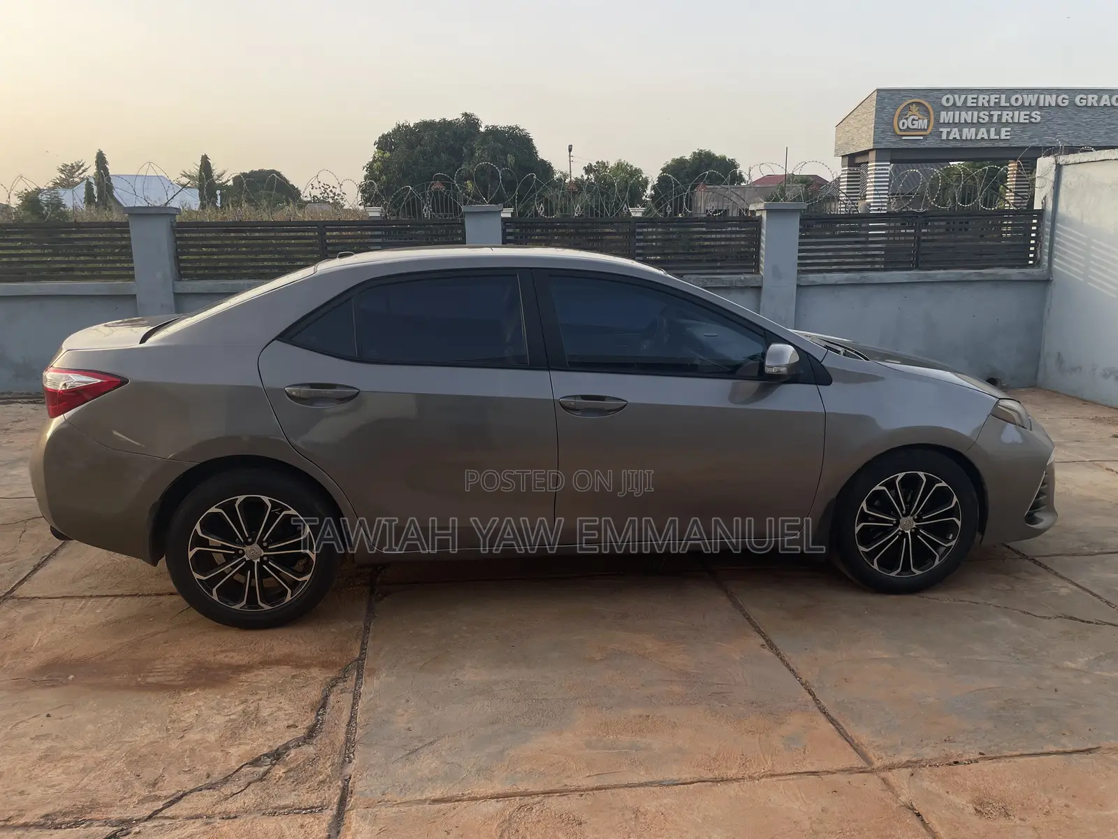 Toyota Corolla 2015 Gray