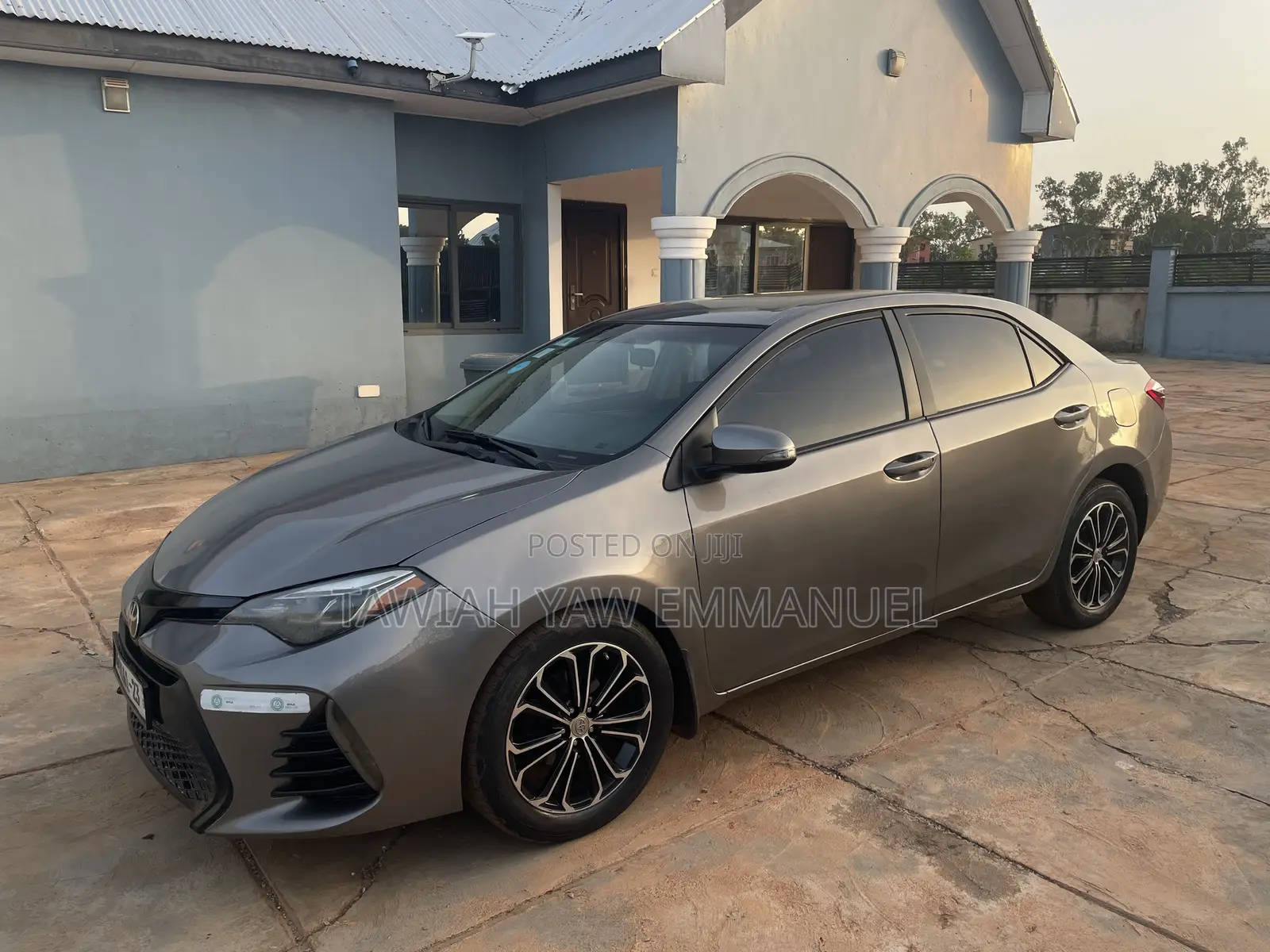 Toyota Corolla 2015 Gray