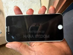 Apple iPhone 7 32 GB Silver