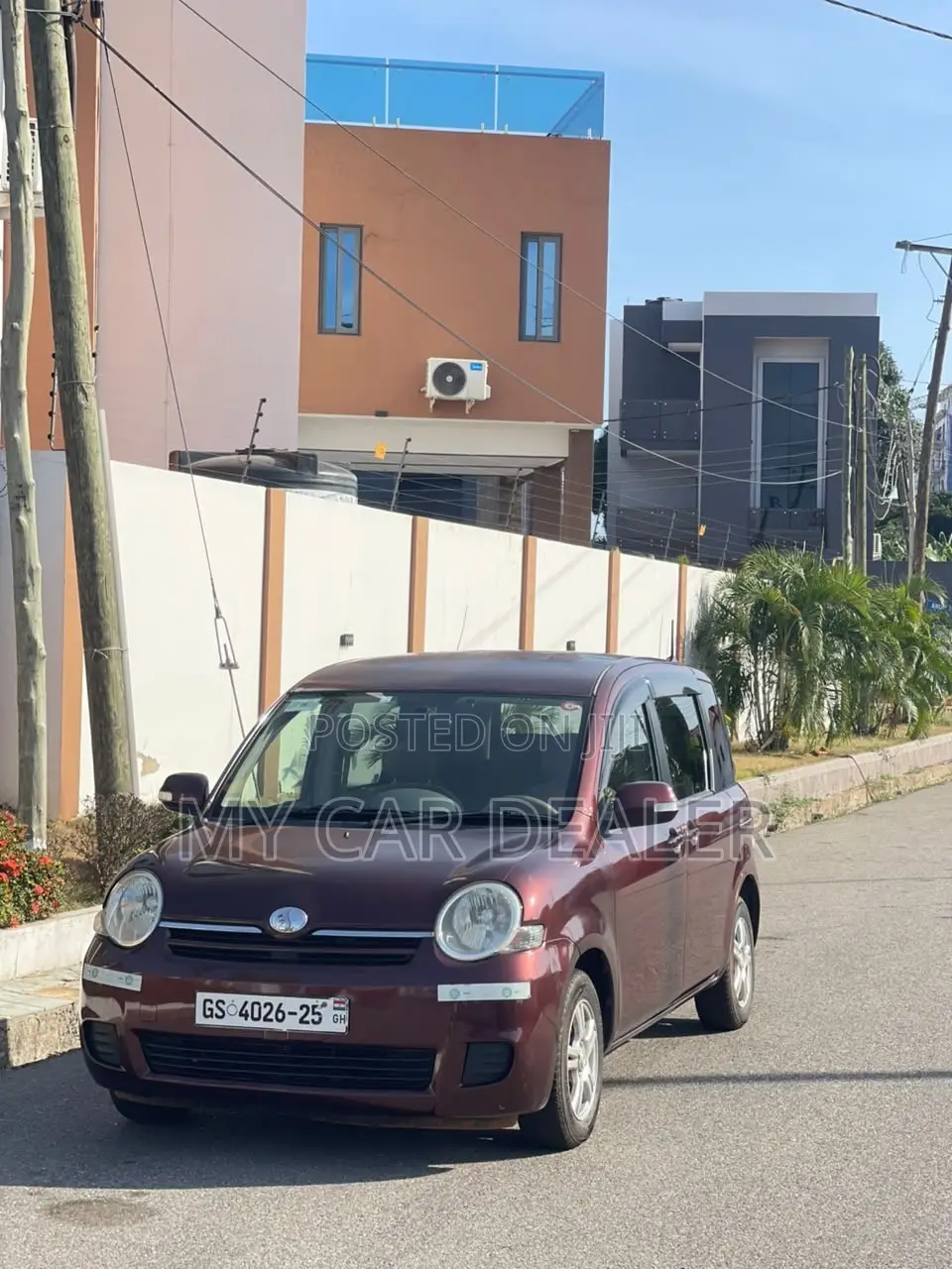 Toyota Sienta 1.5 AWD 2012 Brown