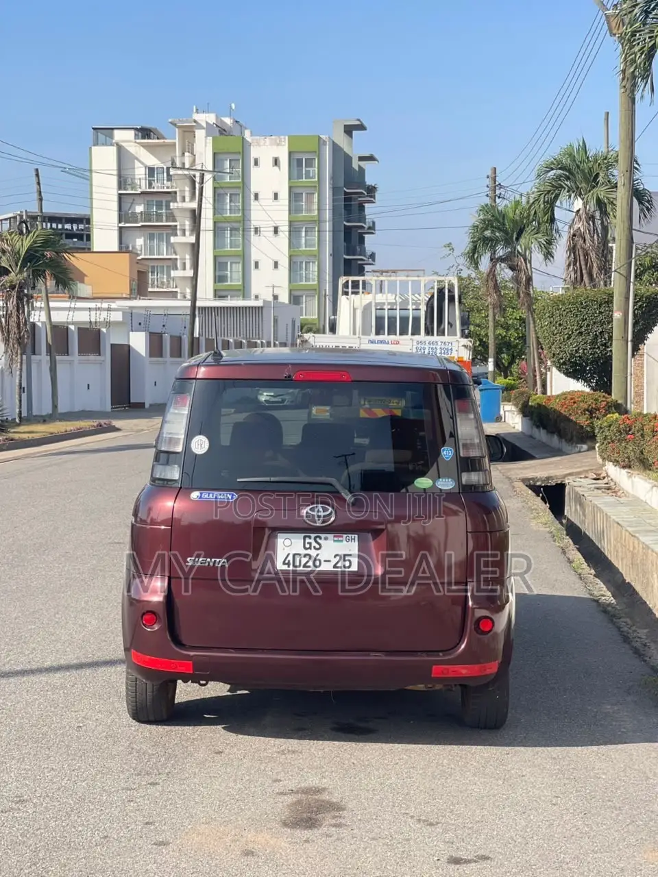 Toyota Sienta 1.5 AWD 2012 Brown