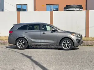 Kia Sorento 4dr SUV 2016 Silver