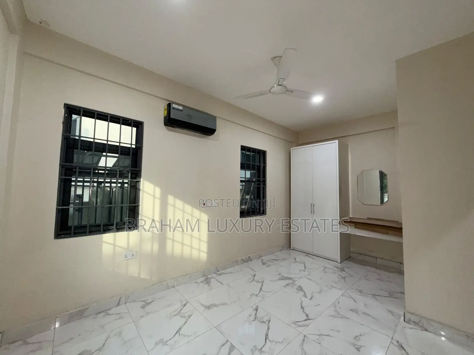 3bdrm Apartment in Braham Luxury, Ashaley Botwe for rent