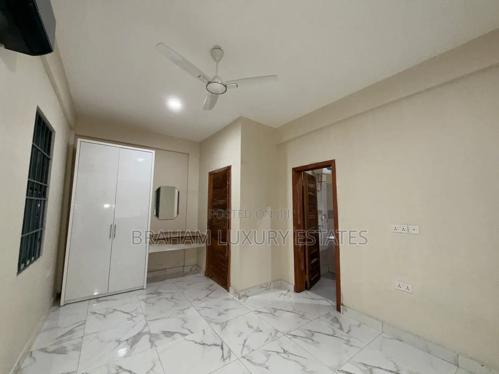 3bdrm Apartment in Braham Luxury, Ashaley Botwe for rent