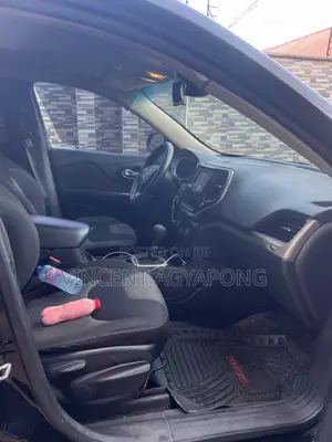 Jeep Cherokee Latitude 4dr SUV (2.4L 4cyl 9A) 2015 Black
