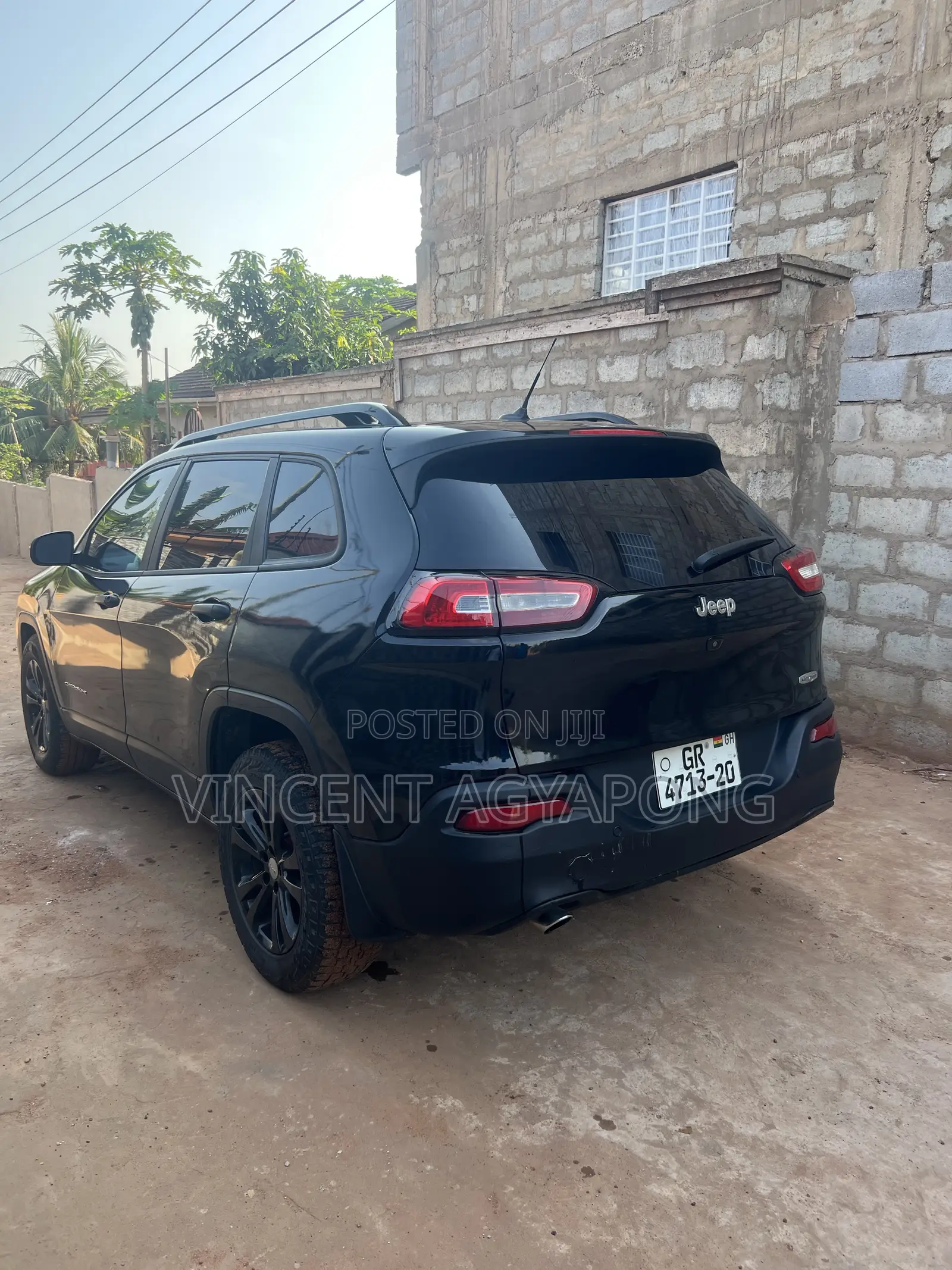Jeep Cherokee Latitude 4dr SUV (2.4L 4cyl 9A) 2015 Black