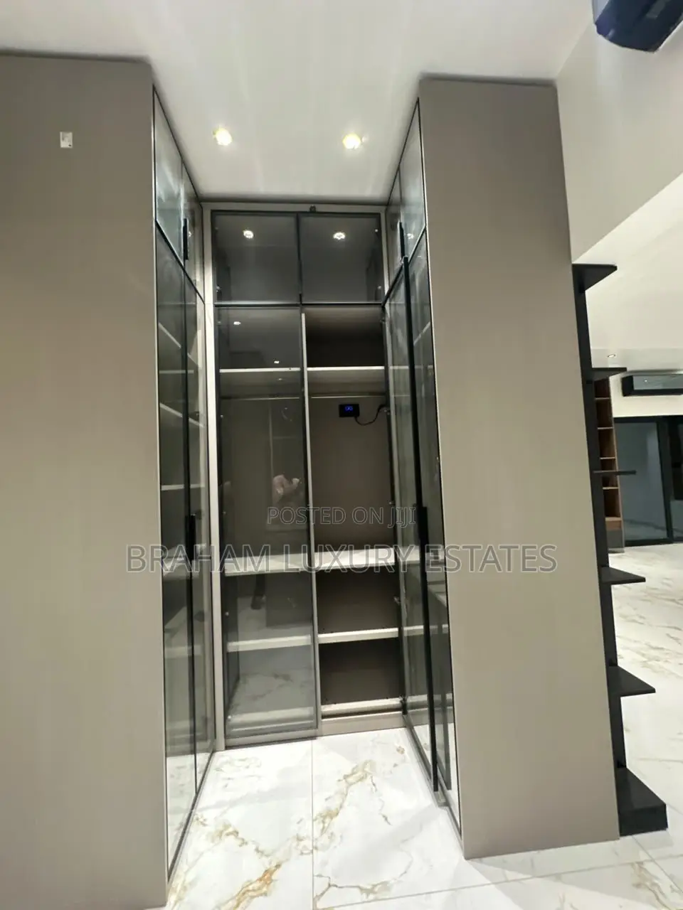 5bdrm Villa in Braham Luxury, East Legon for sale